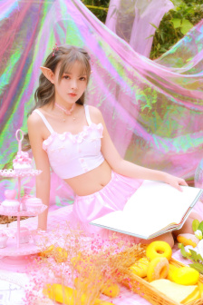 《丰满的女邻居》韩国